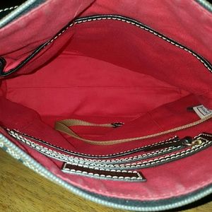 Dooney & Bourke Bags - Dooney & Bourke crossbody Dooney & Bourke Bags - Dooney & Bourke crossbody